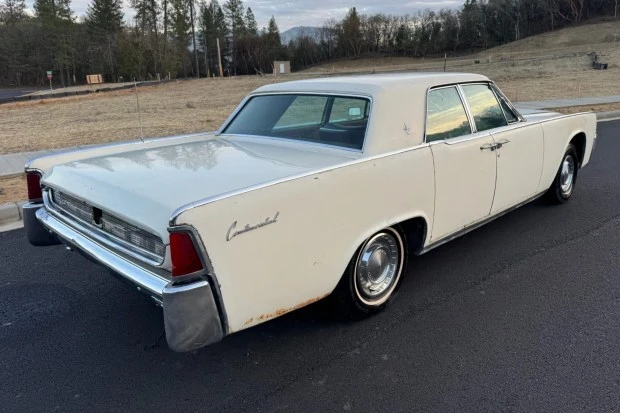 1962 Lincoln Continental 4th Gen - Image 2 of 8