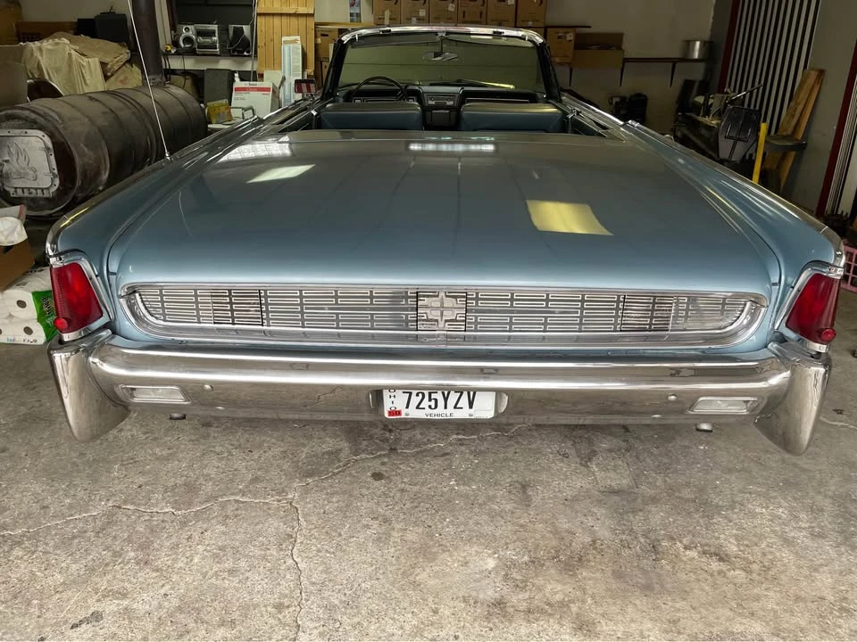 1962 Lincoln Continental 4th Gen - Image 18 of 19