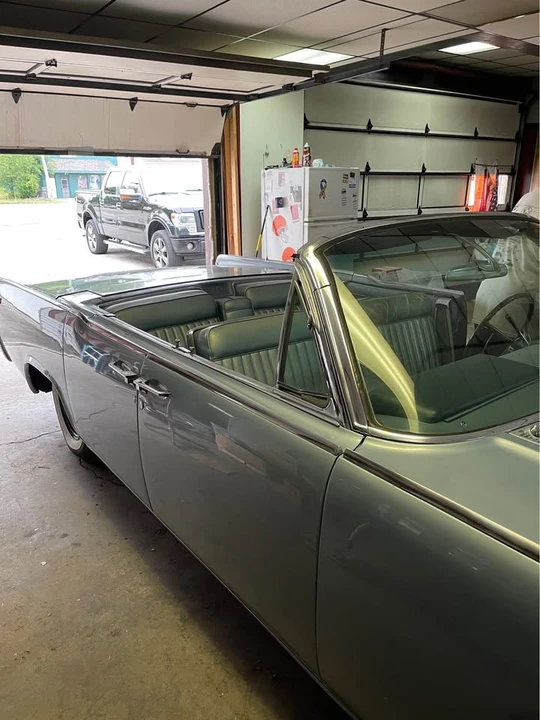 1962 Lincoln Continental 4th Gen - Image 13 of 19