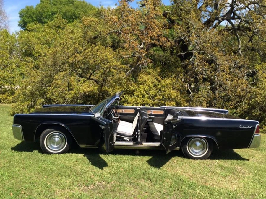 1962 Lincoln Continental 4th Gen - Image 2 of 3