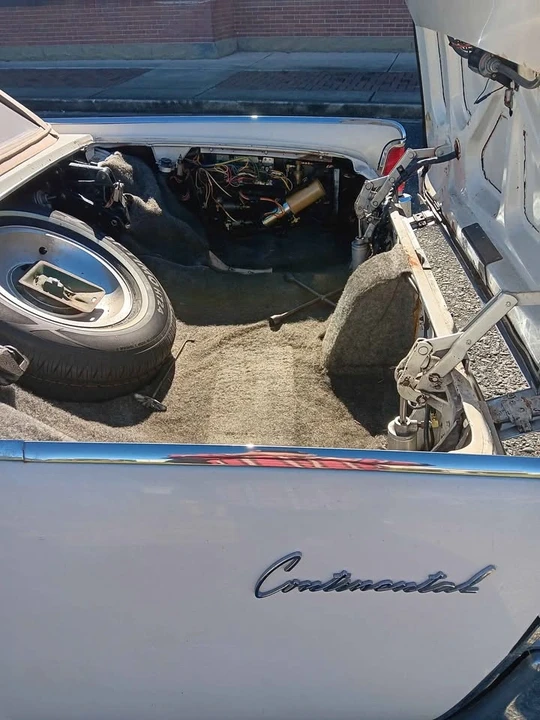 1962 Lincoln Continental 4th Gen - Image 5 of 7