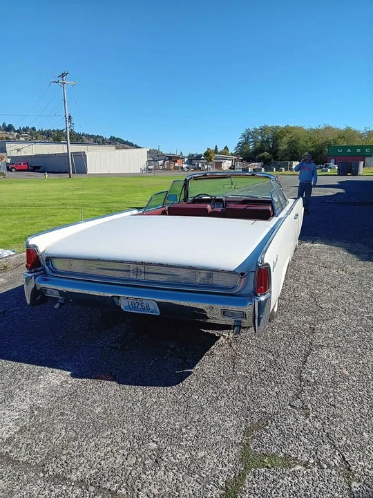 1962 Lincoln Continental 4th Gen - Image 6 of 7