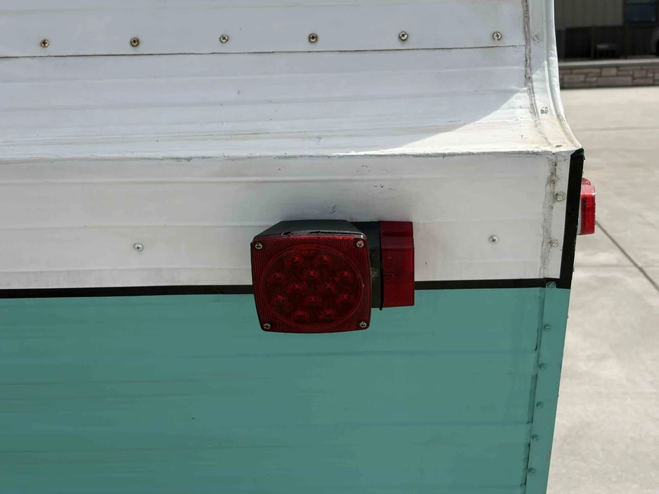 1962 Airstream - Image 24 of 31