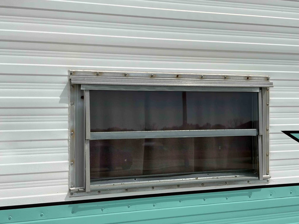 1962 Airstream - Image 20 of 31
