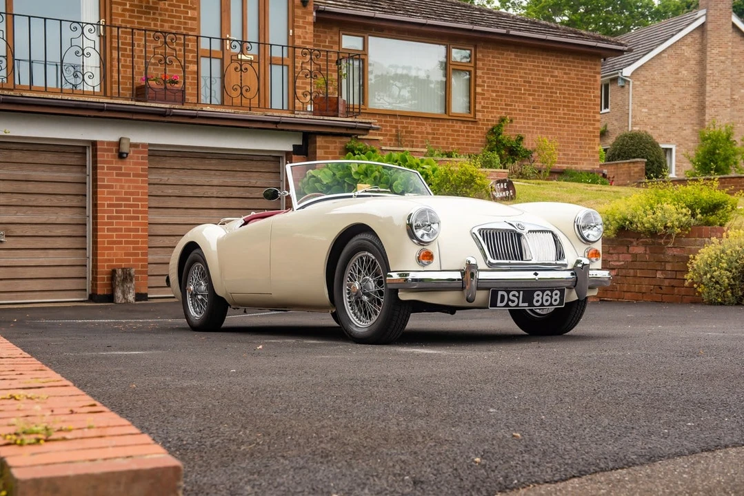 1962 MG MGA 1600 - Image 2 of 30