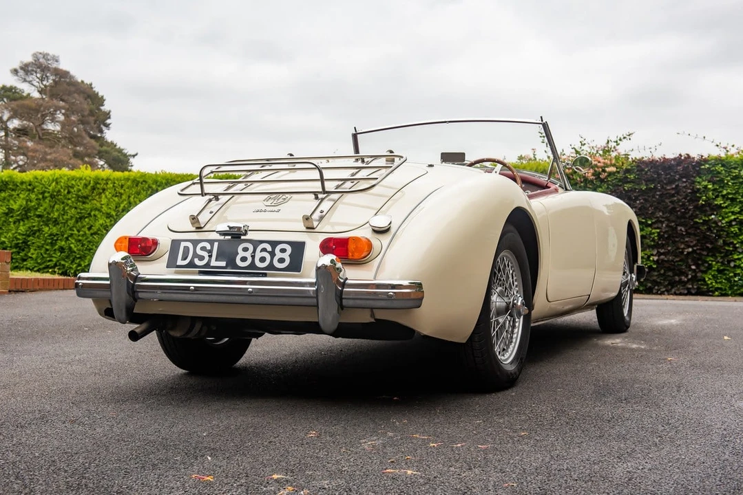 1962 MG MGA 1600 - Image 12 of 30