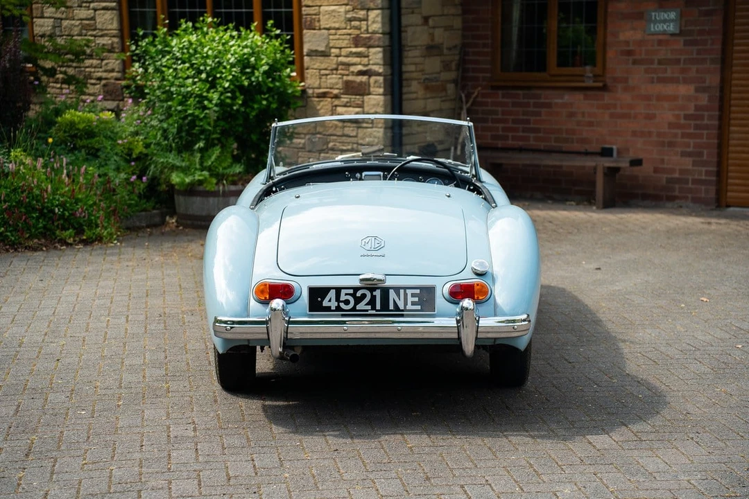 1962 MG MGA 1600 - Image 10 of 30