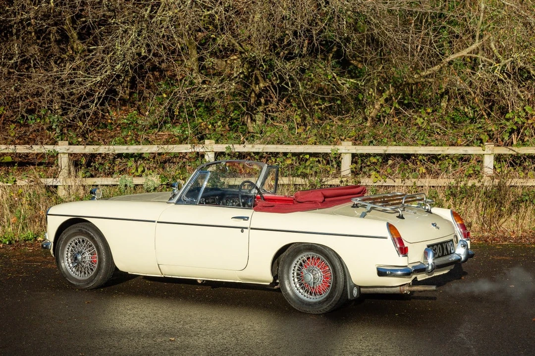 1962 MG MGB Roadster - Image 17 of 30