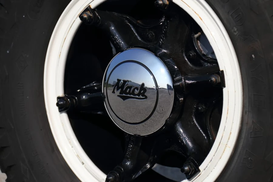 1962 Mack - Image 8 of 31
