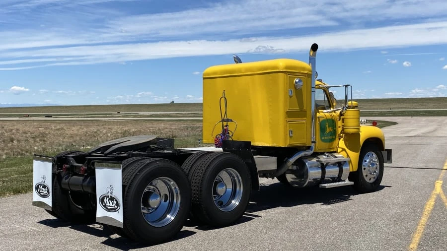 1962 Mack - Image 3 of 25