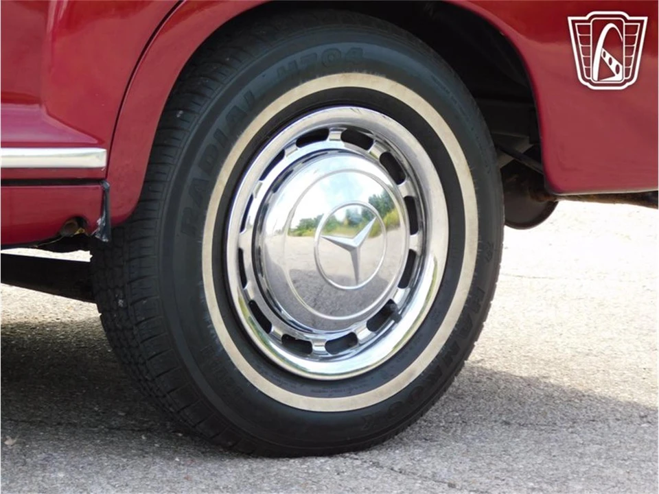 1962 Mercedes-Benz 190 SL - Image 7 of 31