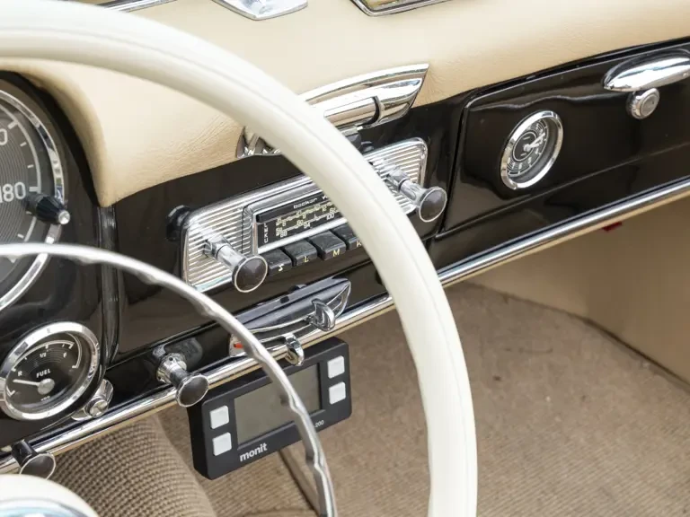 1962 Mercedes-Benz 190 SL - Image 15 of 31