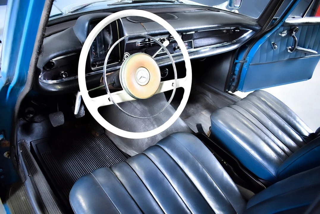 1962 Mercedes-Benz W110 - Image 29 of 30
