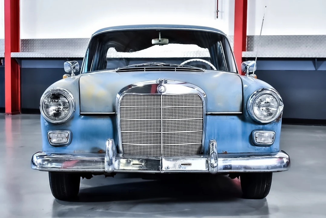 1962 Mercedes-Benz W110 - Image 3 of 30
