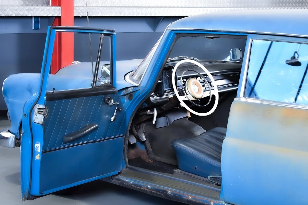 1962 Mercedes-Benz W110 - Image 26 of 30
