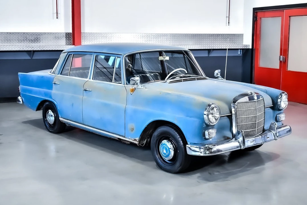 1962 Mercedes-Benz W110 - Image 6 of 30