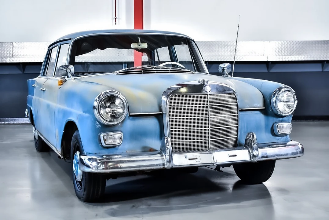 1962 Mercedes-Benz W110 - Image 5 of 30