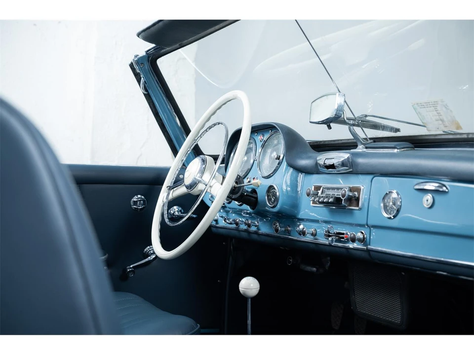 1962 Mercedes-Benz 190 SL - Image 14 of 31