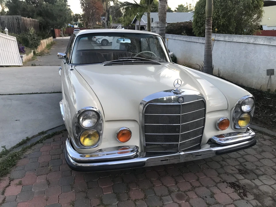 1962 Mercedes-Benz W111 Coupe - Image 18 of 31