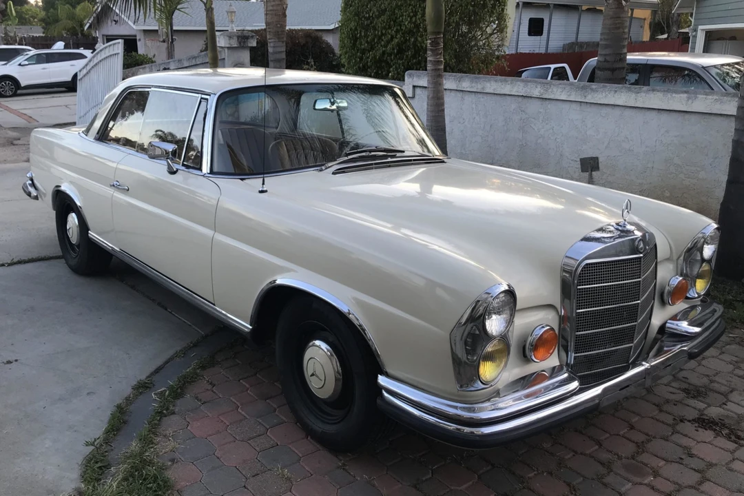 1962 Mercedes-Benz W111 Coupe - Image 2 of 31
