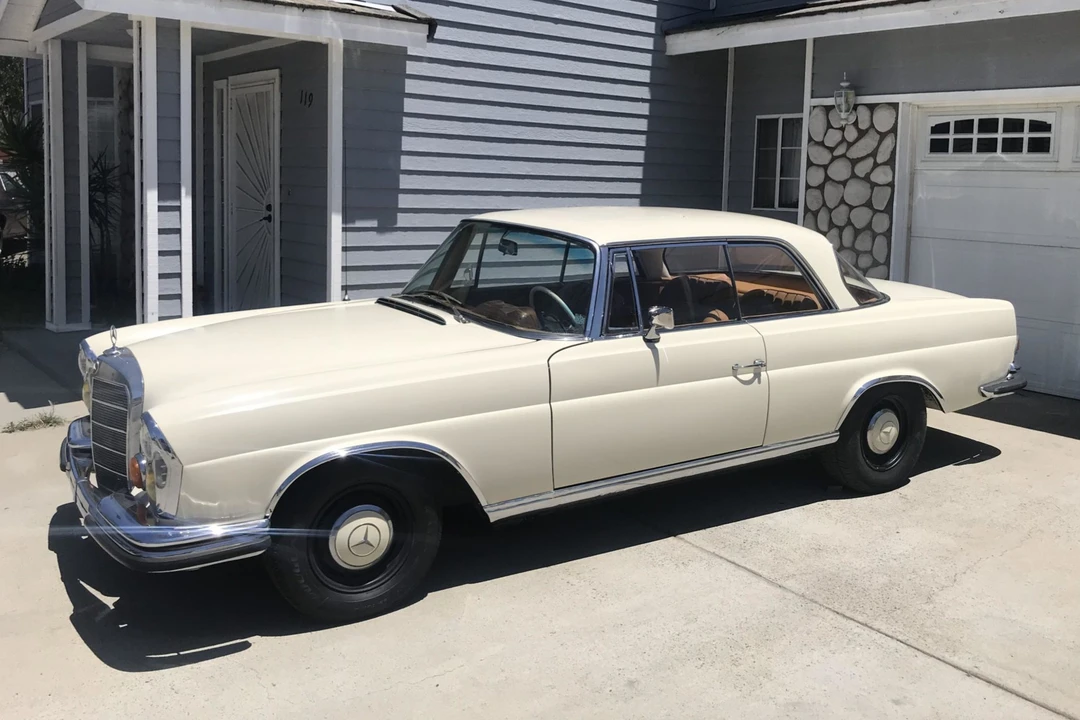1962 Mercedes-Benz W111 Coupe - Image 16 of 31