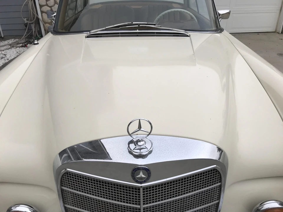 1962 Mercedes-Benz W111 Coupe - Image 19 of 31