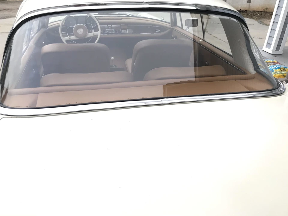 1962 Mercedes-Benz W111 Coupe - Image 22 of 31