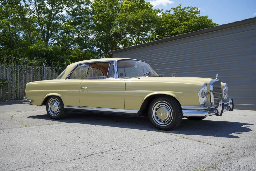 1962 Mercedes-Benz W111 Coupe - Image 7 of 31