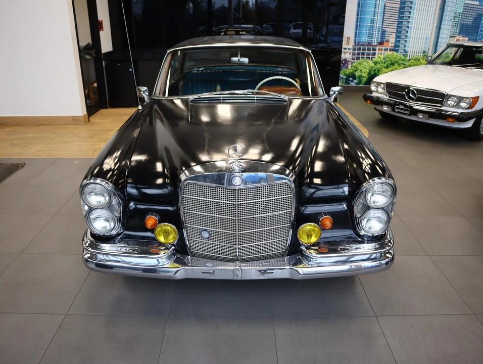 1962 Mercedes-Benz W111 Coupe - Image 19 of 31