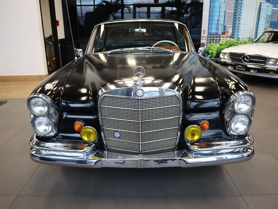 1962 Mercedes-Benz W111 Coupe - Image 20 of 31