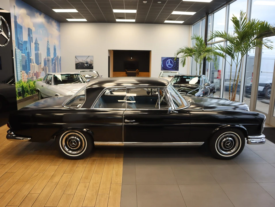 1962 Mercedes-Benz W111 Coupe - Image 5 of 31