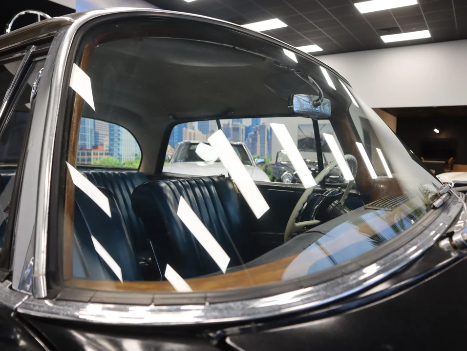 1962 Mercedes-Benz W111 Coupe - Image 29 of 31