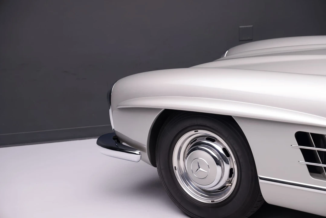 1962 Mercedes-Benz 300SL Roadster - Image 24 of 31
