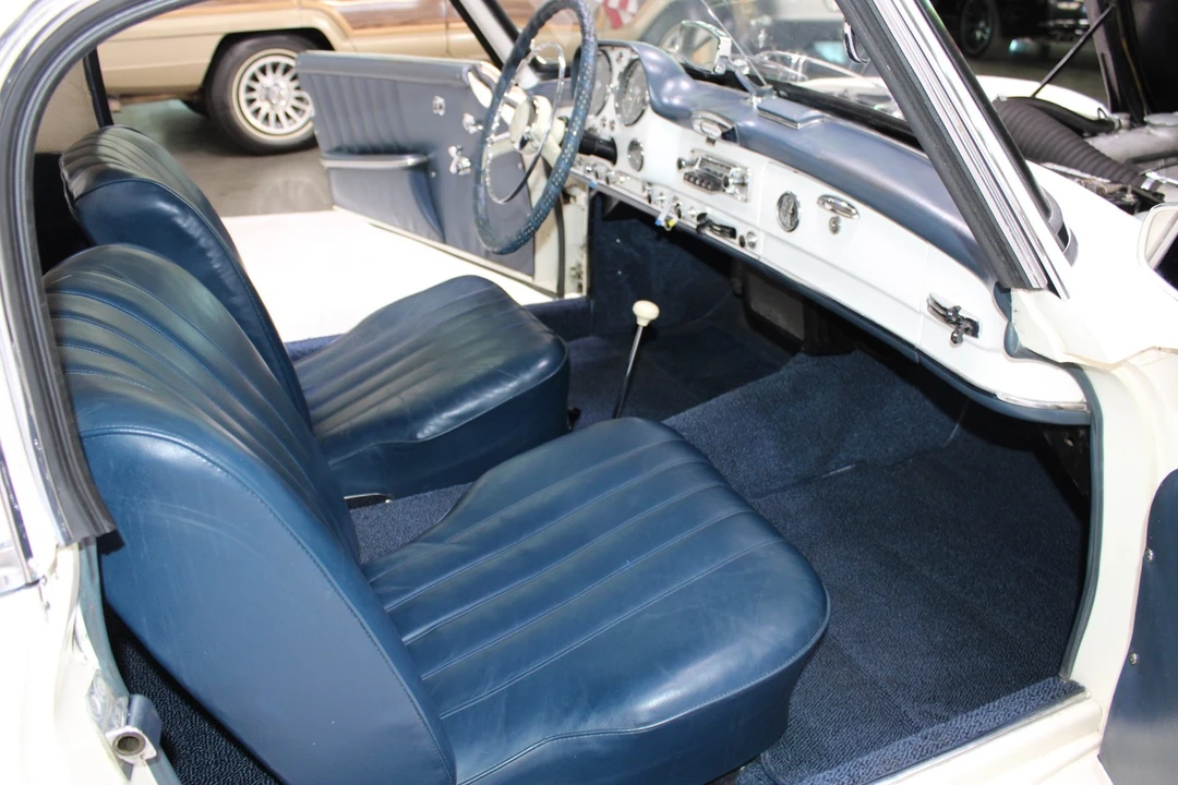 1962 Mercedes-Benz 300SL Roadster - Image 8 of 31