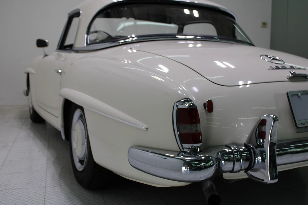 1962 Mercedes-Benz 300SL Roadster - Image 18 of 31
