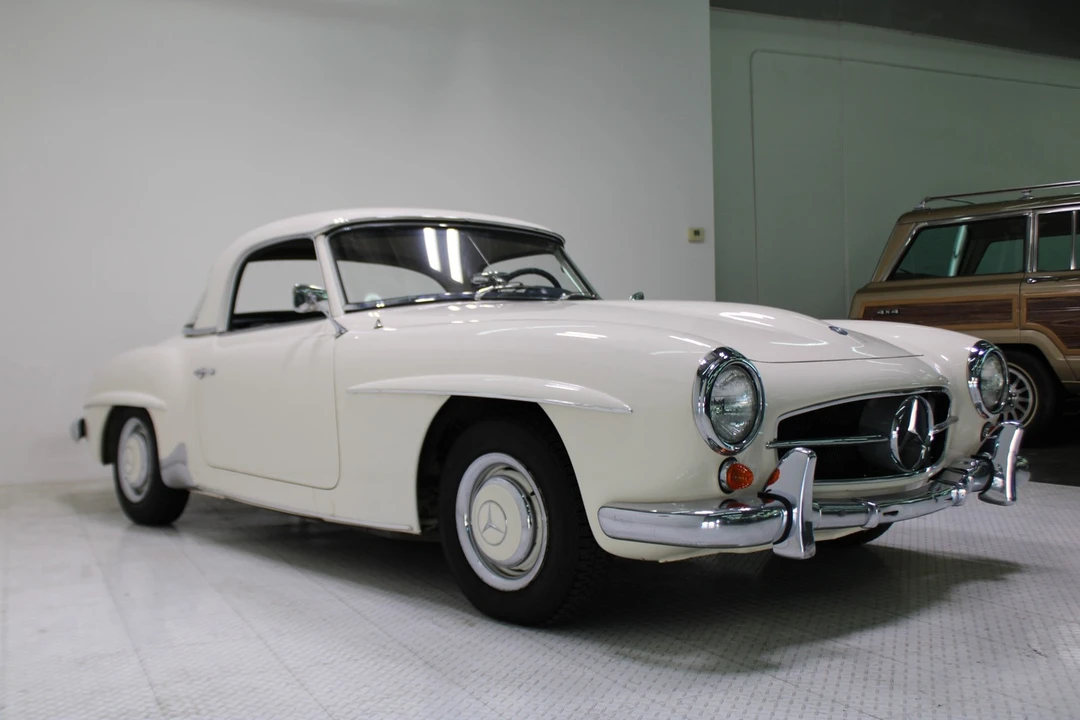 1962 Mercedes-Benz 300SL Roadster - Image 10 of 31