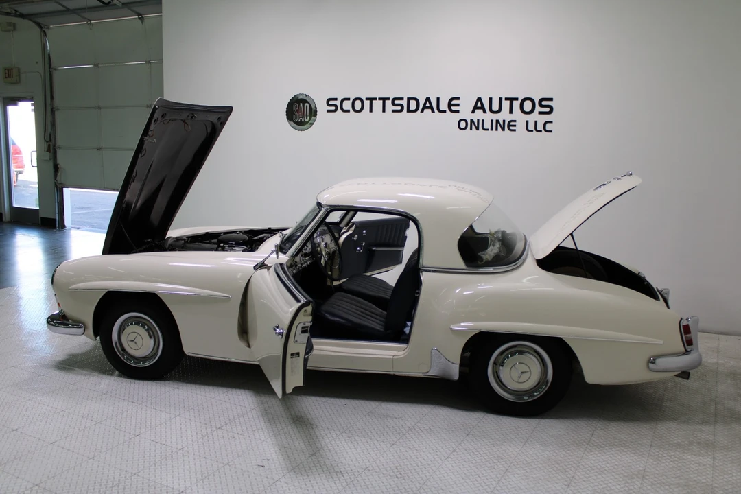 1962 Mercedes-Benz 300SL Roadster - Image 21 of 31