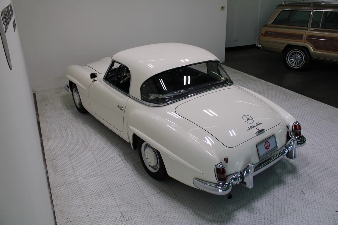 1962 Mercedes-Benz 300SL Roadster - Image 27 of 31