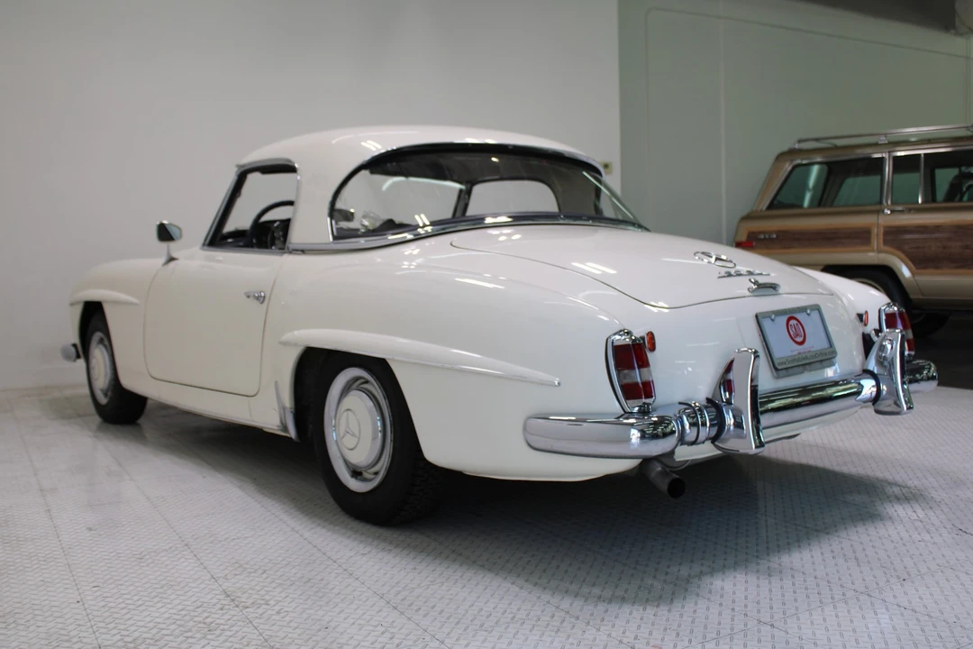 1962 Mercedes-Benz 300SL Roadster - Image 3 of 31