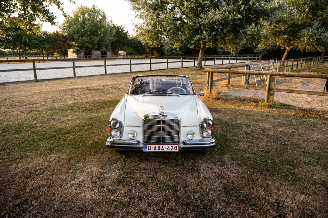 1962 Mercedes-Benz W111 Cabriolet - Image 9 of 31