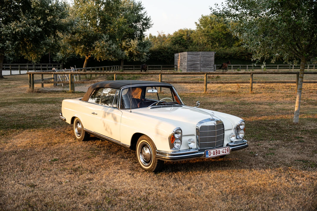 1962 Mercedes-Benz W111 Cabriolet - Image 3 of 31