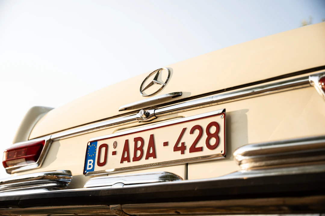 1962 Mercedes-Benz W111 Cabriolet - Image 18 of 31