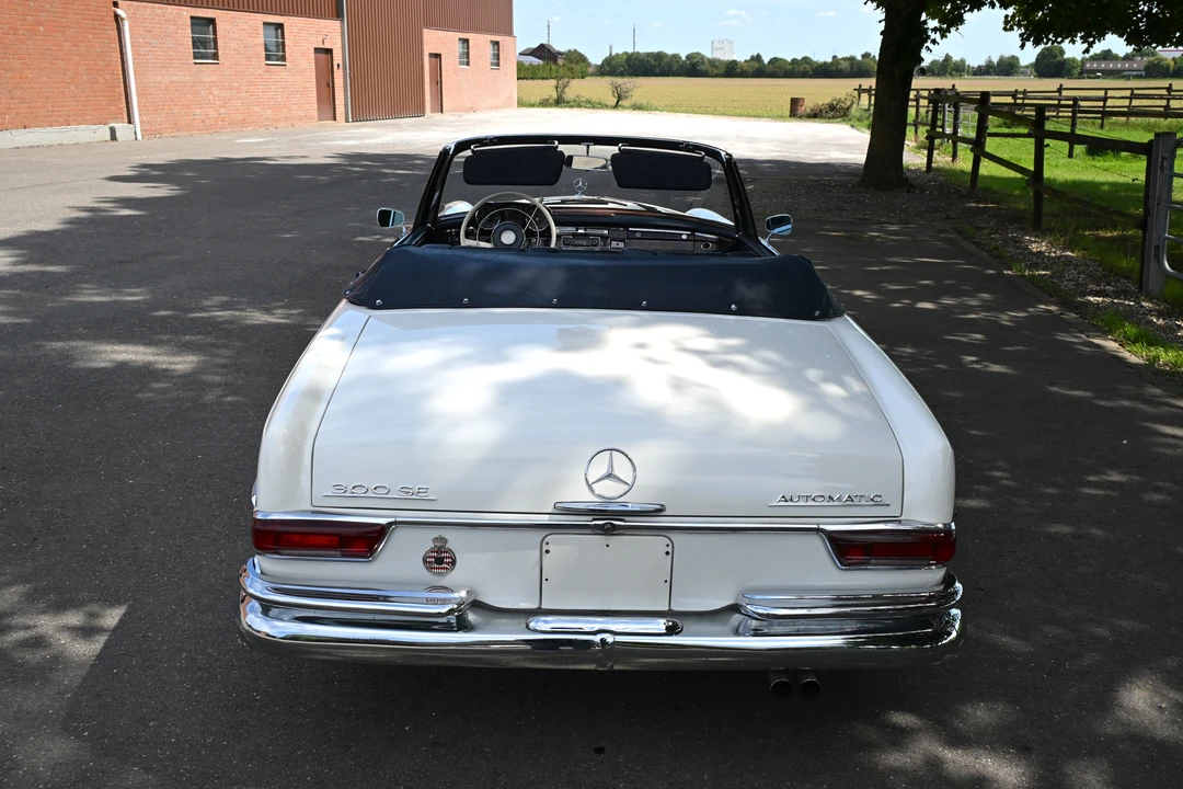 1962 Mercedes-Benz W112 - Image 6 of 31