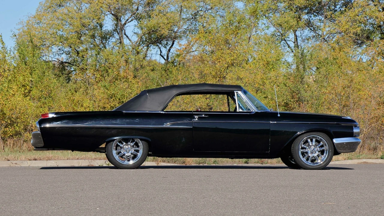 1962 Mercury Monterey - Image 2 of 31