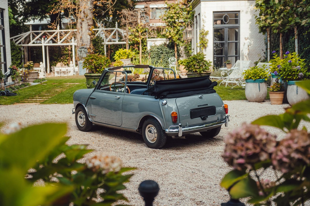 1962 Morris - Image 13 of 31