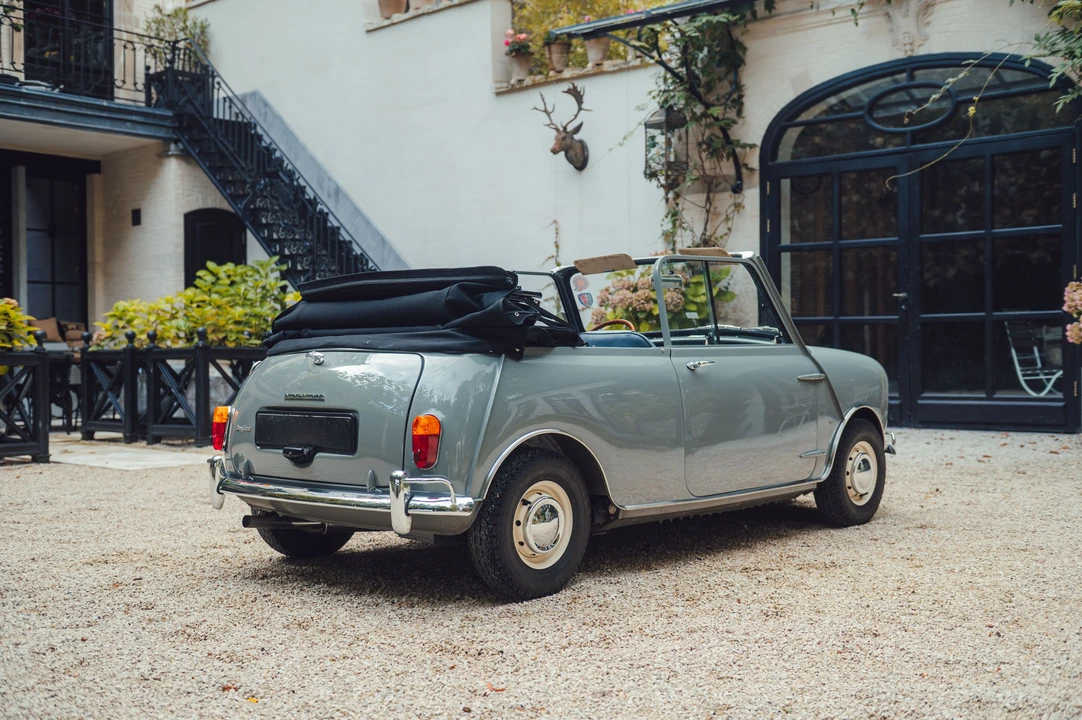 1962 Morris - Image 10 of 31