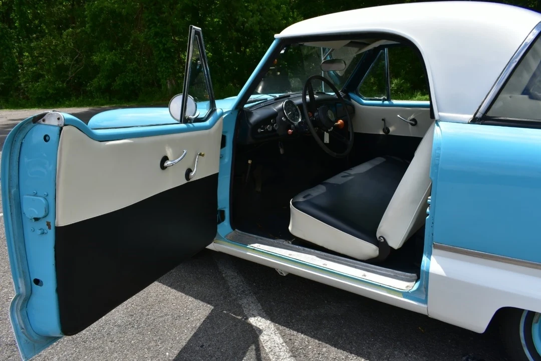 1962 Nash Metropolitan - Image 17 of 21