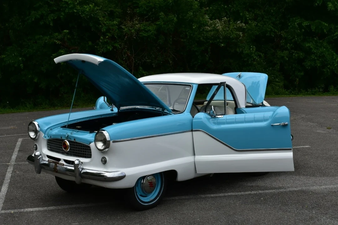 1962 Nash Metropolitan - Image 8 of 12