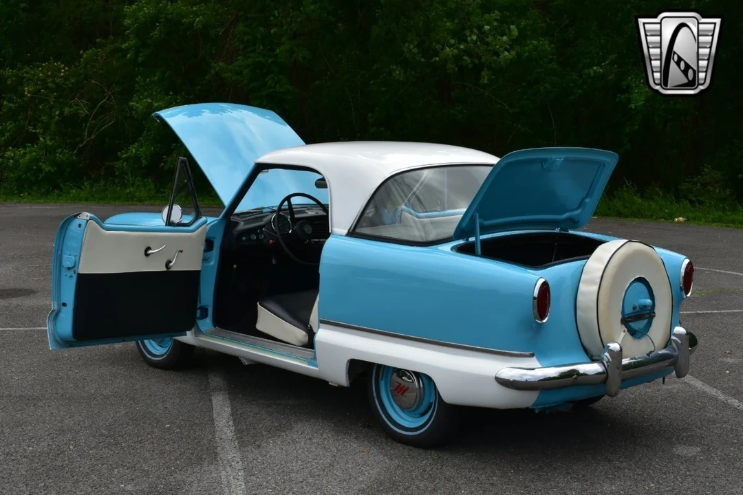 1962 Nash Metropolitan - Image 9 of 12