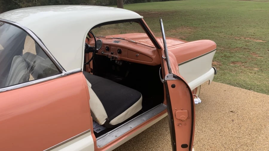 1962 Nash Metropolitan - Image 4 of 7